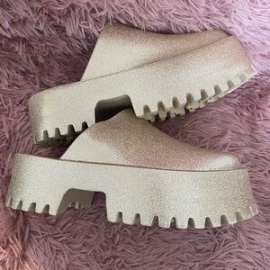 Stylish Glitter Platform Clogs